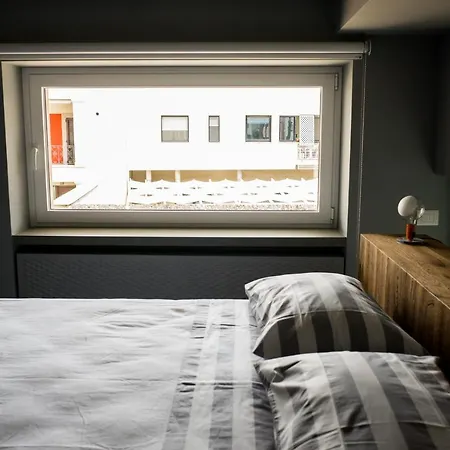 Grey Loft 아파트 *